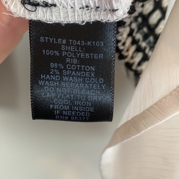 Sanctuary Mixed Media Sweater w/ Sheer Back Size Medium - Picture 10 of 10